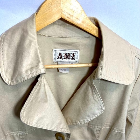 Ami fitted tan/ beige Blazer Medium - Picture 2 of 7